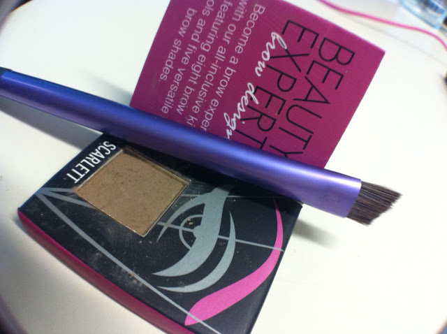 real techniques kaş fırçası