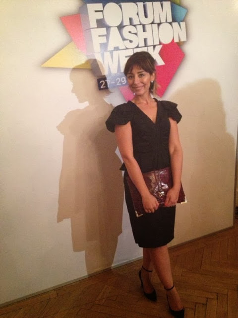 siyah elbise kombini