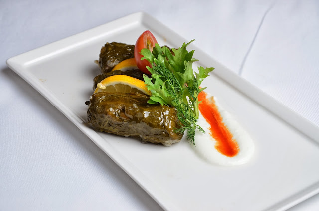 kara lahana sarması