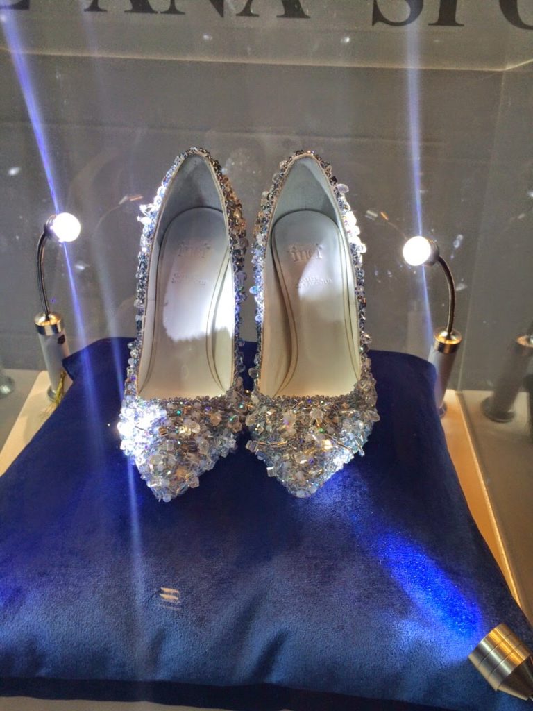 sindirella-ayakkabisi-gamze-saracoglu